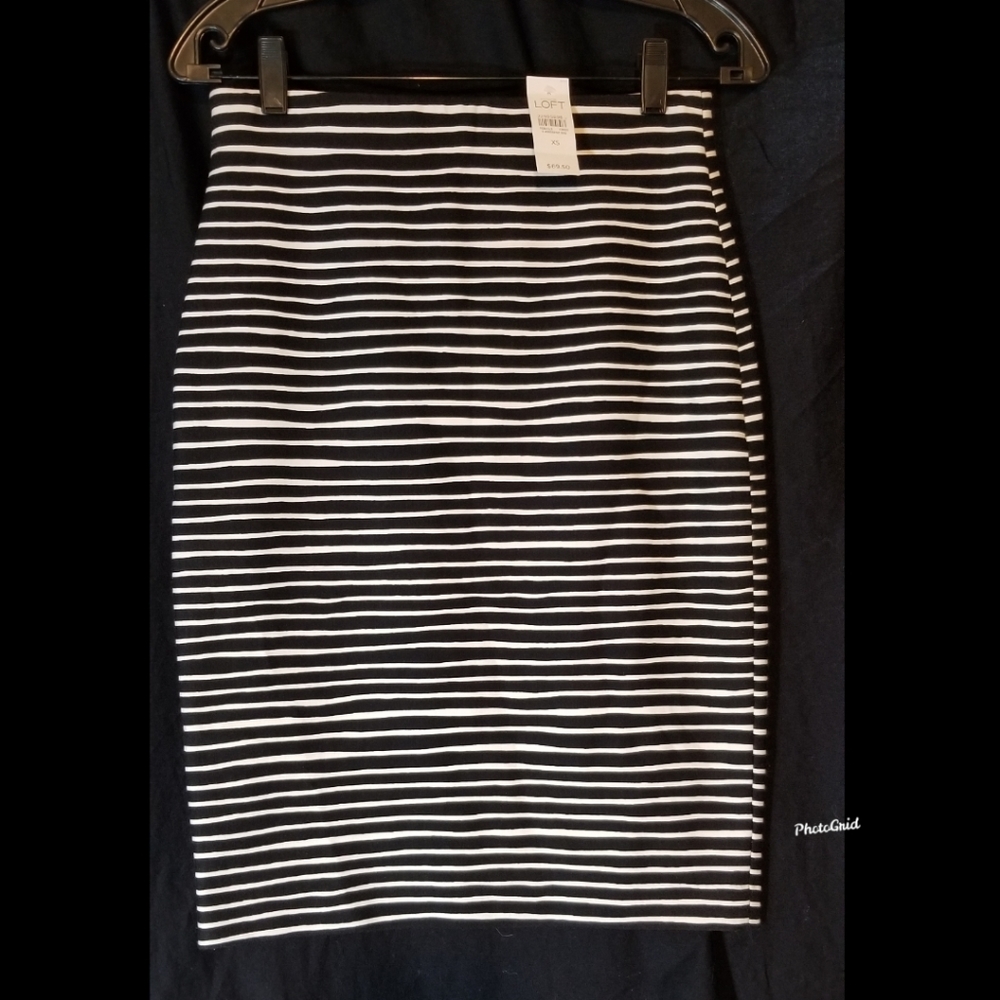 Ann Taylor Loft Black & White Bodycon Skirt XS